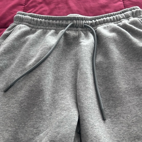 Men’s Jordan Fleece Joggers - Picture 6 of 10